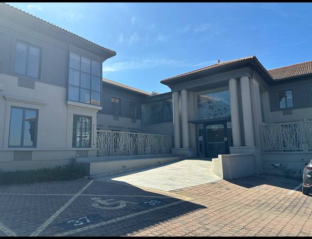 557M² OFFICE TO LET IN SANDOWN